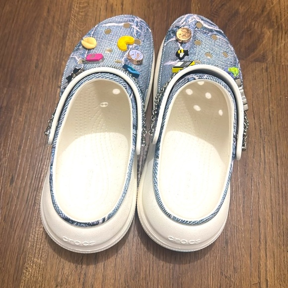 SOLD on a different platform***Crocs Mega Crush Clog
SZA Denim - Picture 2 of 5